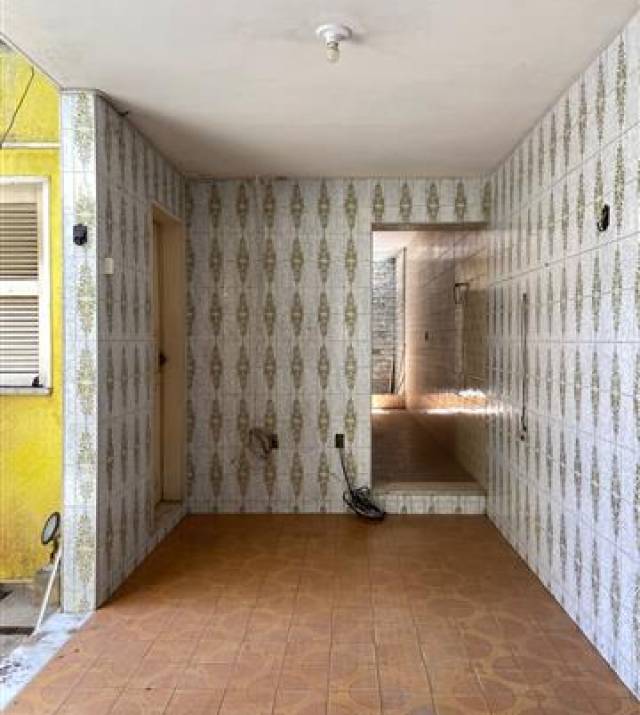 WhatsApp Image 2025-09-25 at 10.39.30 2.jpeg